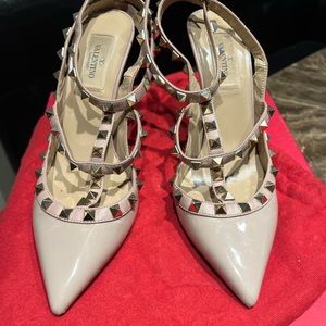 Valentino Rockstud heel